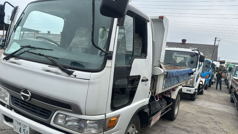  31367  HINO RANGER DUMP  1999  