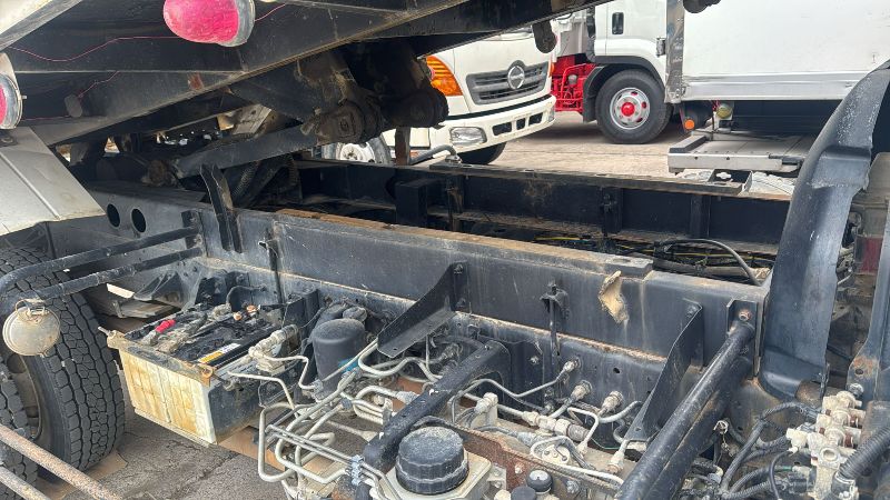  31367  HINO RANGER DUMP  1999  