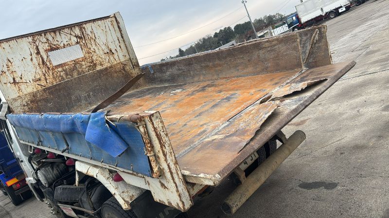  31367  HINO RANGER DUMP  1999  