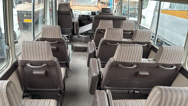  31372  TOYOTA COASTER  1990  