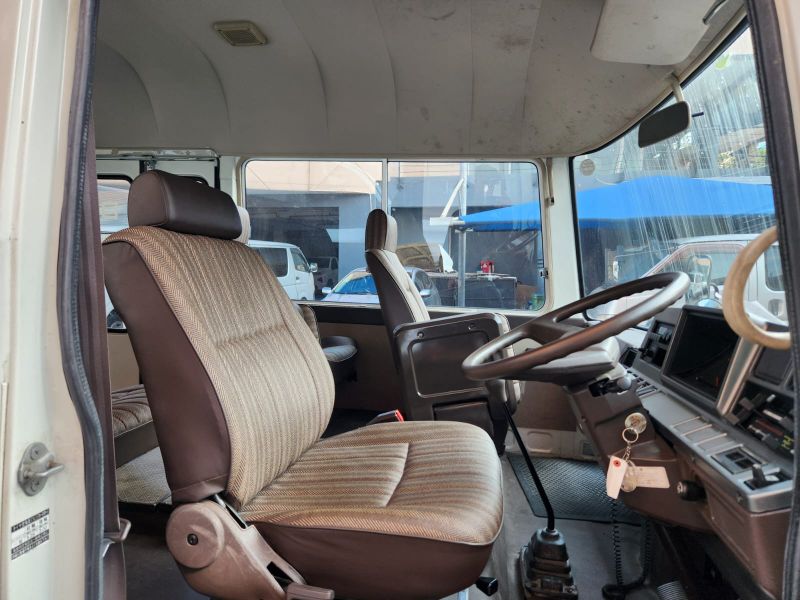  31372  TOYOTA COASTER  1990  