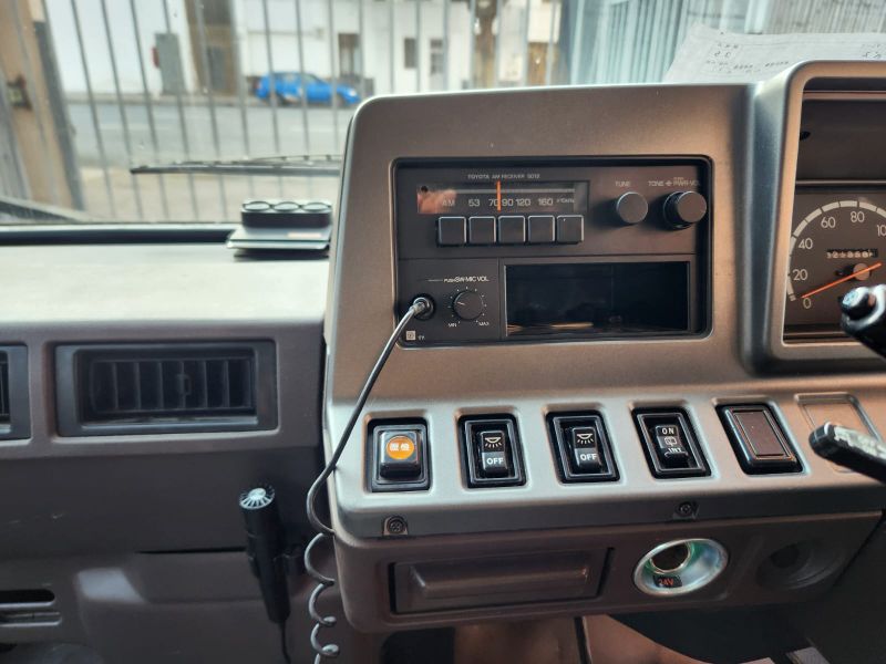  31372  TOYOTA COASTER  1990  