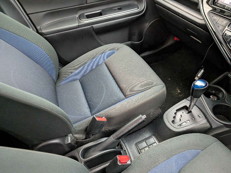  31375  TOYOTA AQUA  2018  
