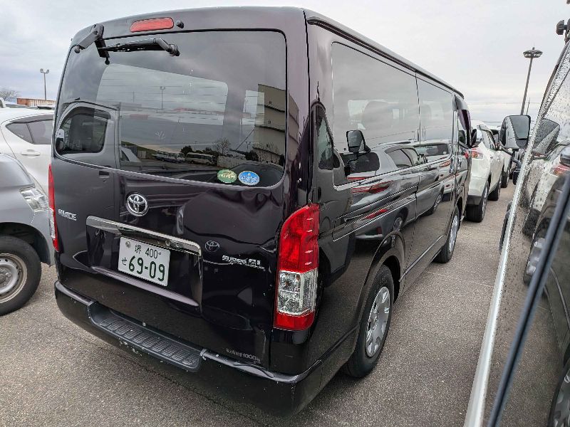  31379  TOYOTA REGIUS ACE  2017  