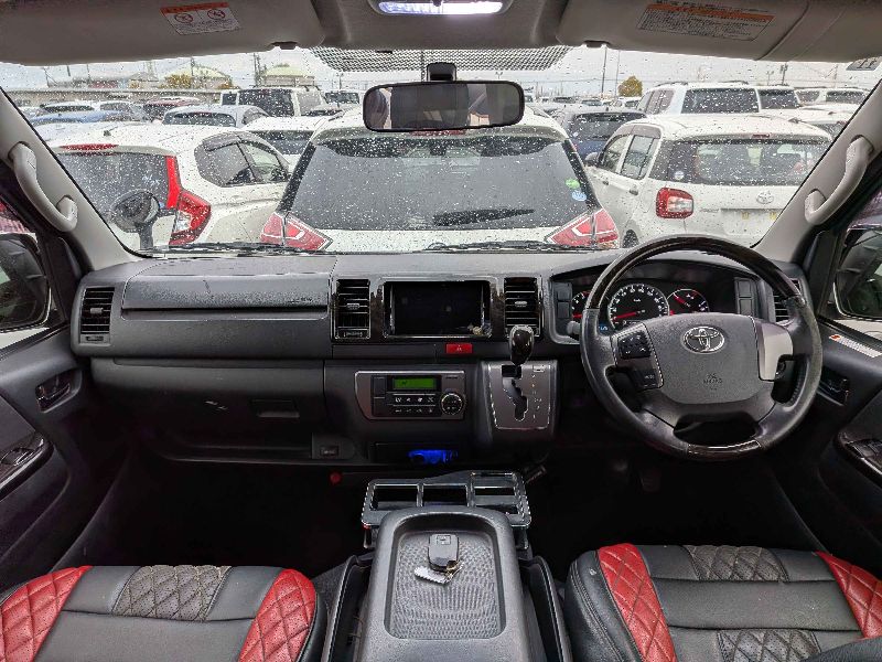  31379  TOYOTA REGIUS ACE  2017  
