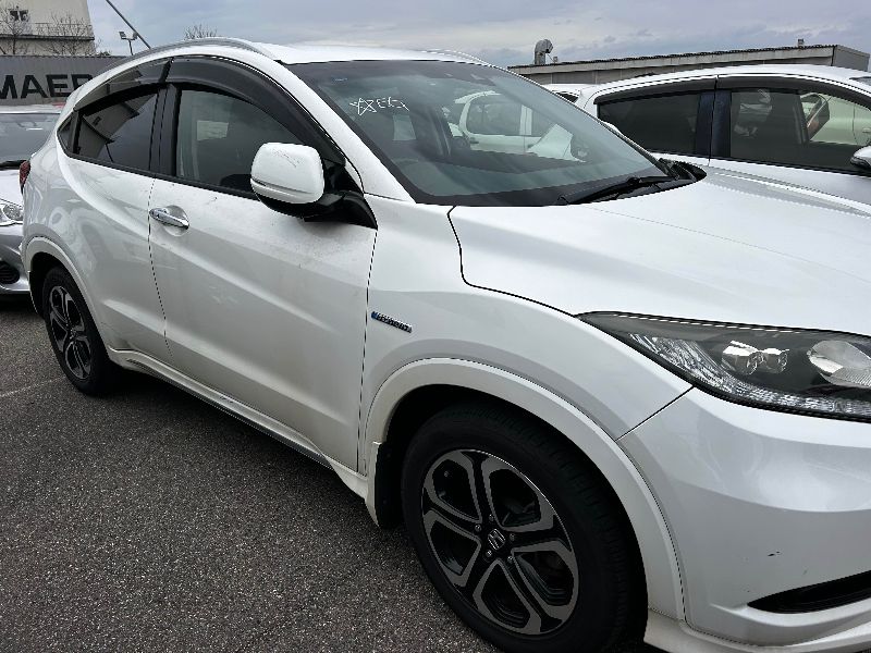  31380  HONDA VEZEL  2017  