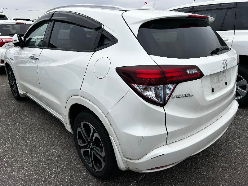  31380  HONDA VEZEL  2017  