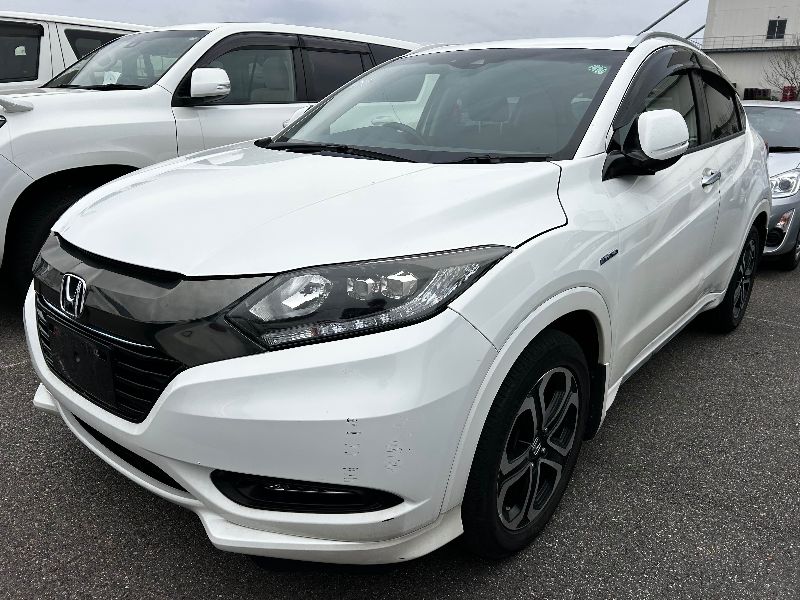  31380  HONDA VEZEL  2017  