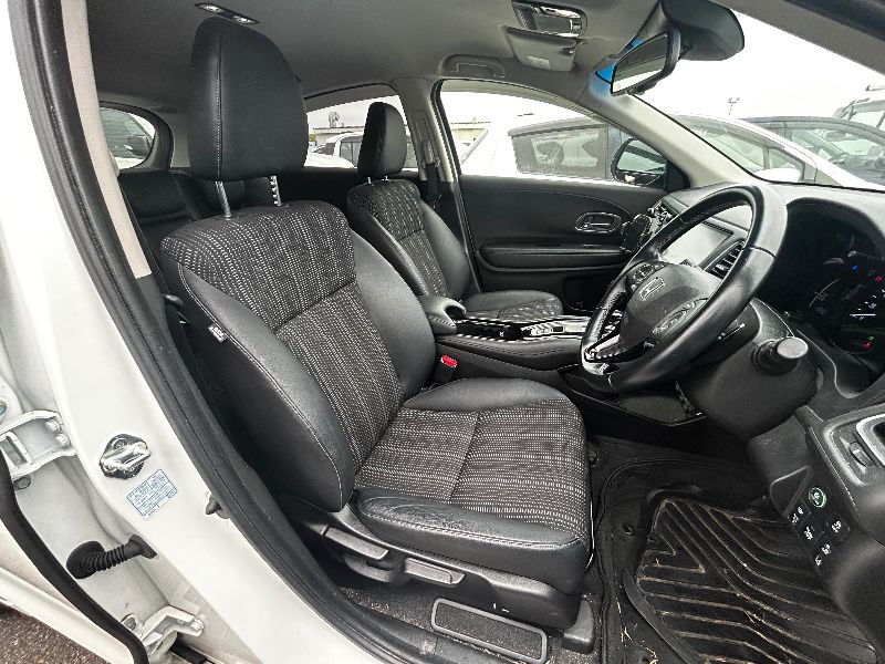 31380  HONDA VEZEL  2017  