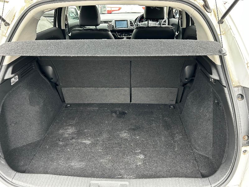  31380  HONDA VEZEL  2017  