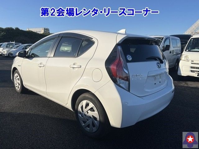 Used 2017 TOYOTA AQUA for Sale 31381 | Carcade Auto Exports