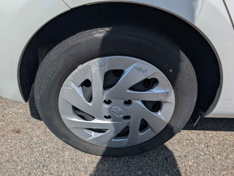  31381  TOYOTA AQUA  2017  