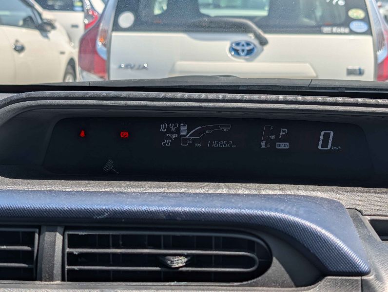  31381  TOYOTA AQUA  2017  