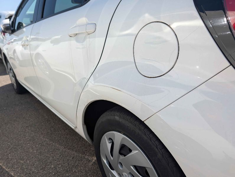  31381  TOYOTA AQUA  2017  