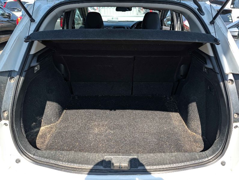  31382  HONDA VEZEL  2018  