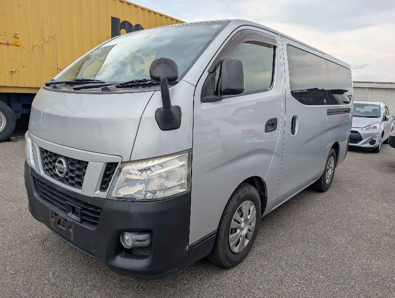  31386  NISSAN CARAVAN  2017 