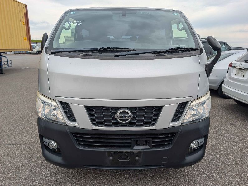  31386  NISSAN CARAVAN  2017  