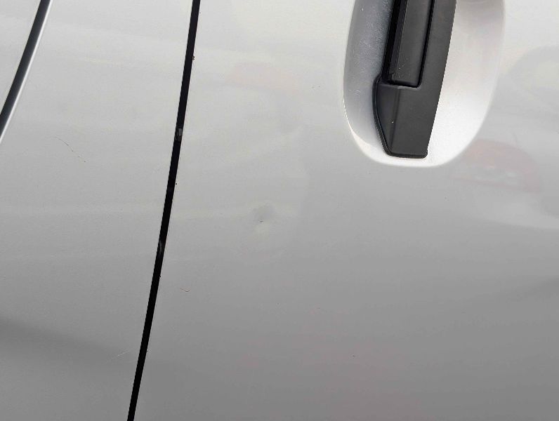  31386  NISSAN CARAVAN  2017  