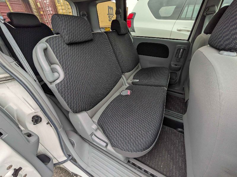 31387  TOYOTA SIENTA  2009  