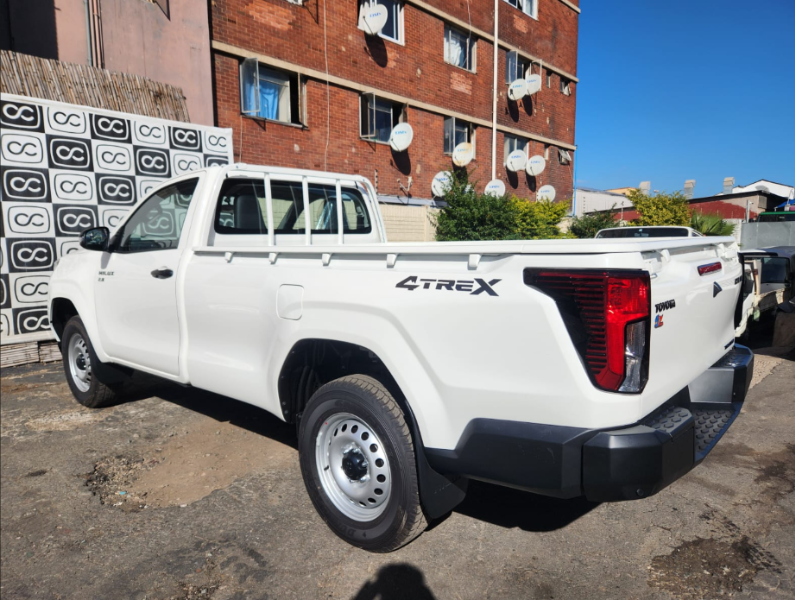  31390  TOYOTA HILUX TRAVO SINGLE CAB  2025  
