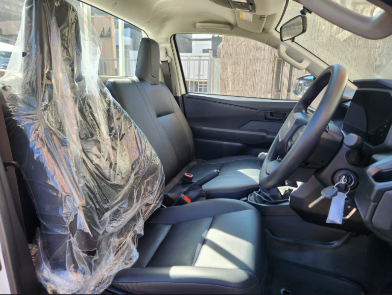  31390  TOYOTA HILUX TRAVO SINGLE CAB  2025  