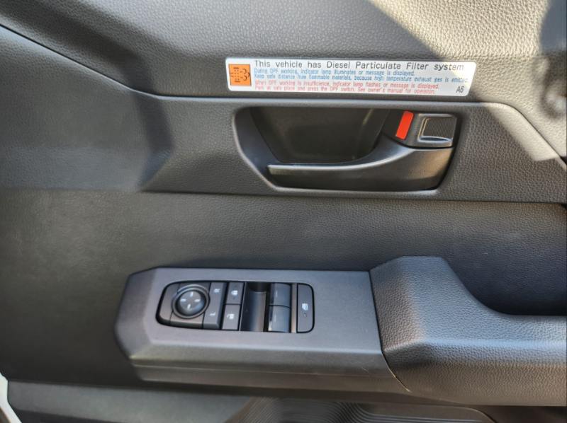  31390  TOYOTA HILUX TRAVO SINGLE CAB  2025  