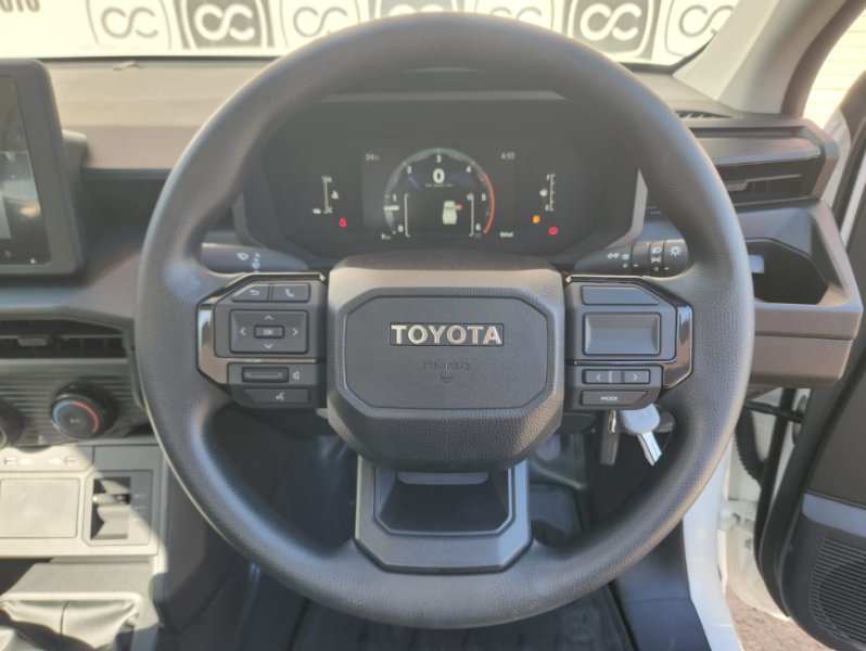  31390  TOYOTA HILUX TRAVO SINGLE CAB  2025  