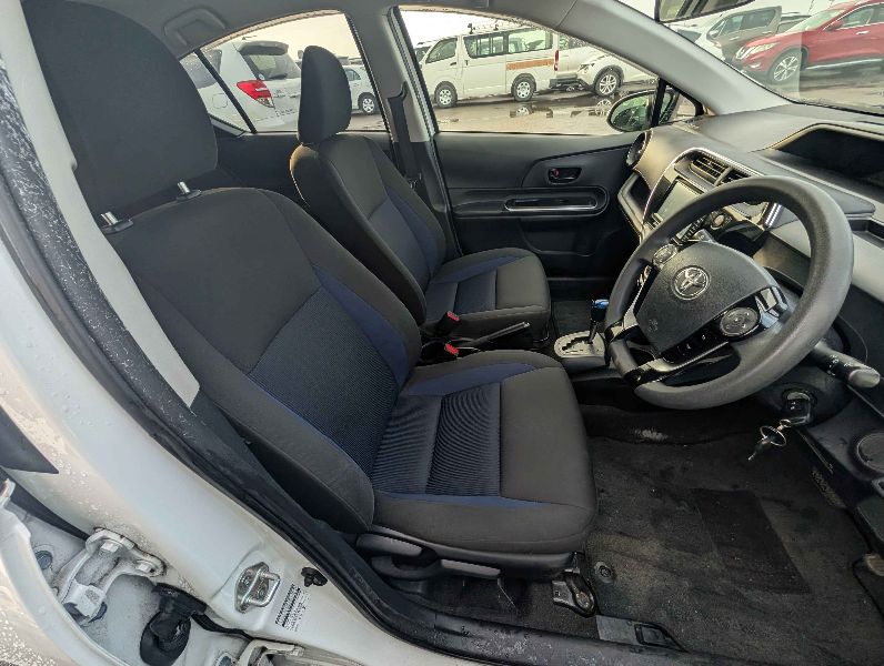  31399  TOYOTA AQUA  2018  