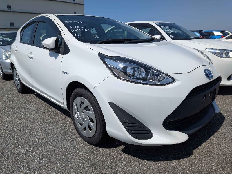  31400  TOYOTA AQUA  2018  