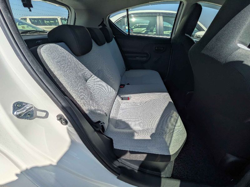  31400  TOYOTA AQUA  2018  