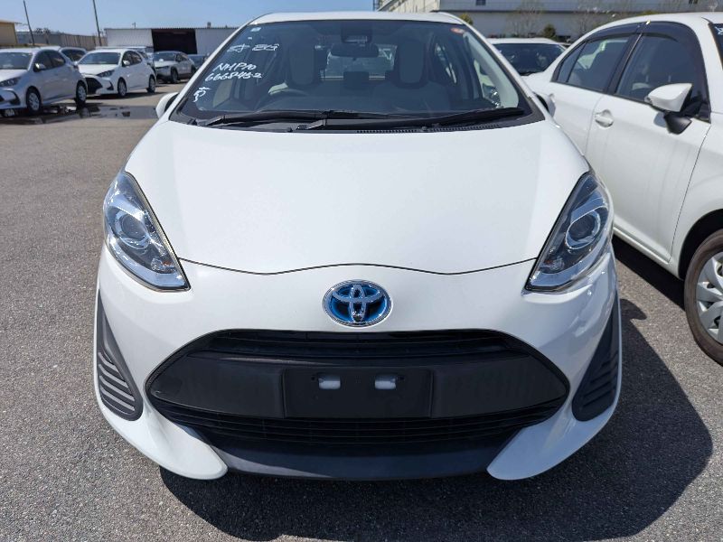  31400  TOYOTA AQUA  2018  