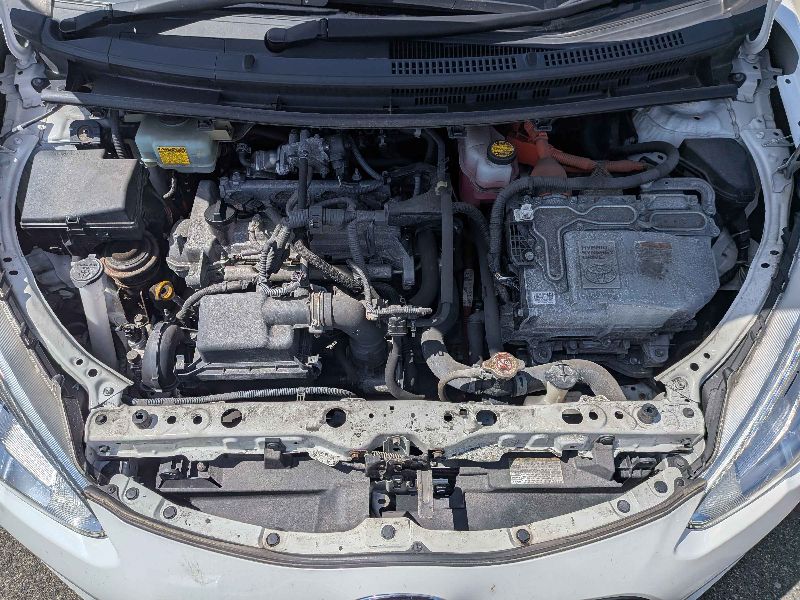  31402  TOYOTA AQUA  2017  