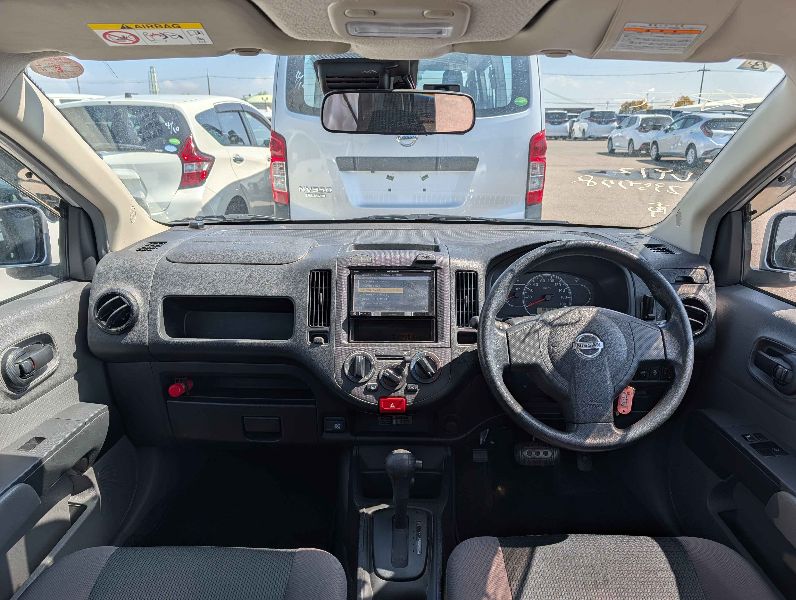  31404  NISSAN AD  2017  