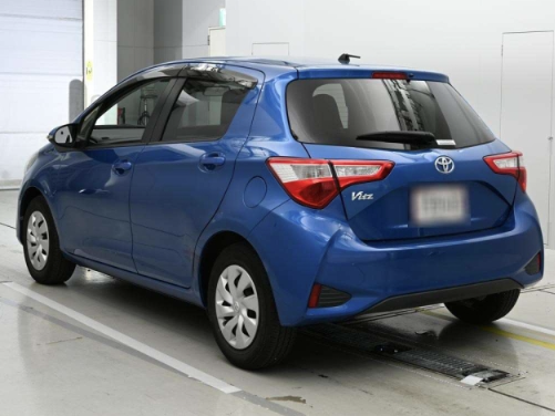  31411  TOYOTA VITZ  2017  