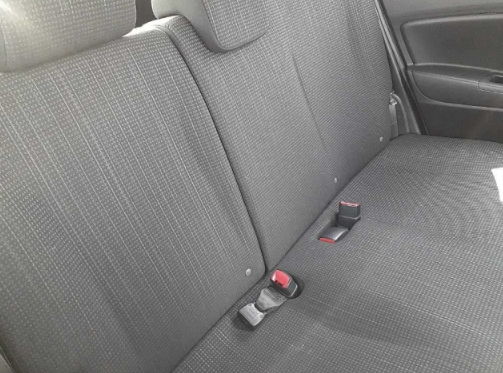  31411  TOYOTA VITZ  2017  