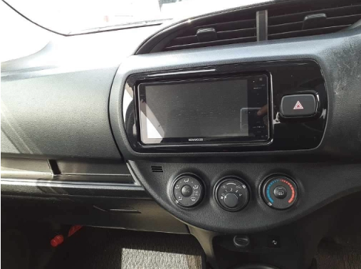  31411  TOYOTA VITZ  2017  
