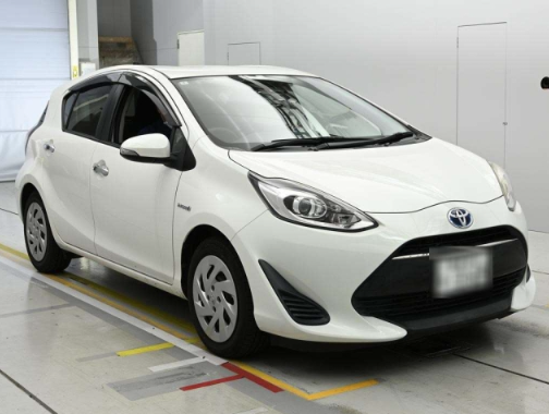  31414  TOYOTA AQUA  2018  