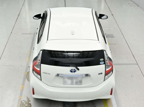  31414  TOYOTA AQUA  2018  
