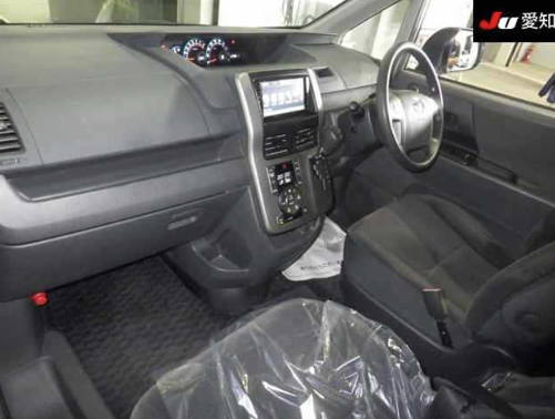  31422  TOYOTA NOAH  2009  