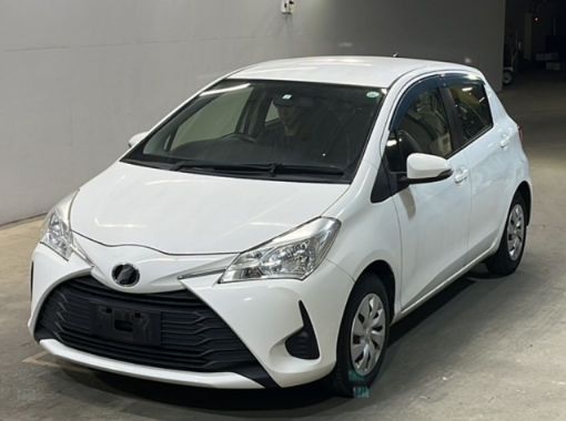  31425  TOYOTA VITZ  2017 