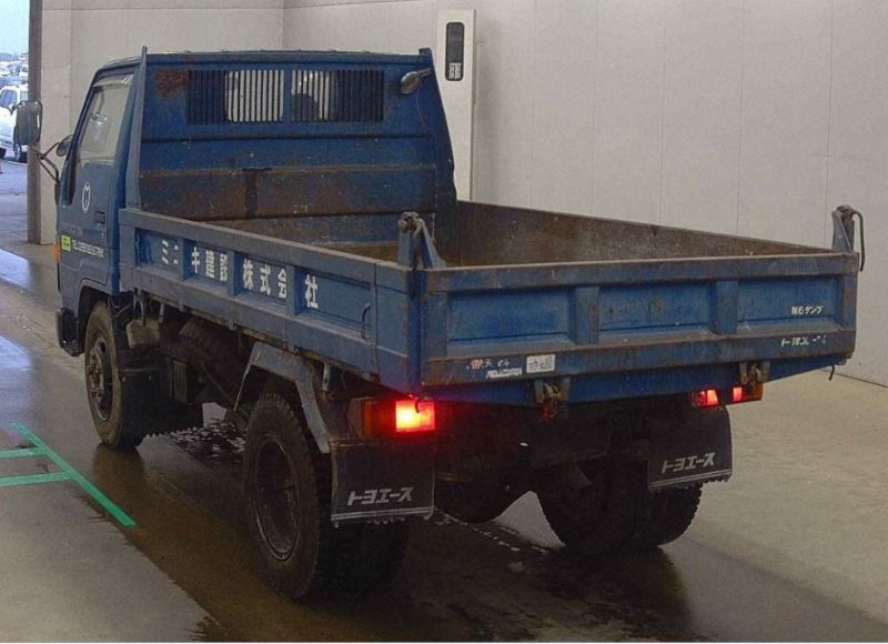  31431  TOYOTA TOYOACE  1989  