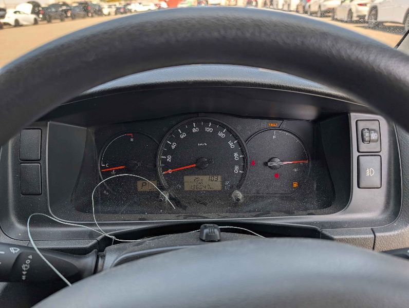  31436  TOYOTA HIACE  2017  
