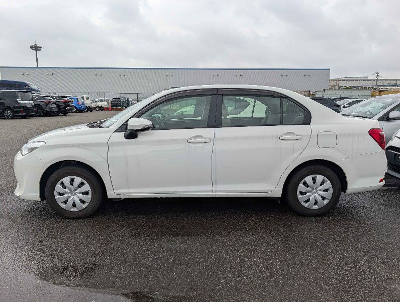  31440  TOYOTA COROLLA AXIO  2016  