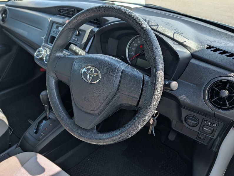  31440  TOYOTA COROLLA AXIO  2016  