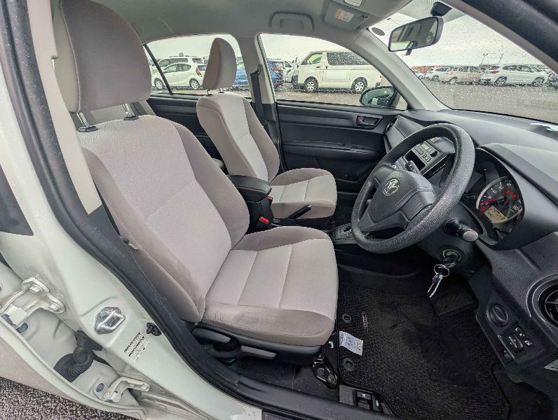 31440  TOYOTA COROLLA AXIO  2016  