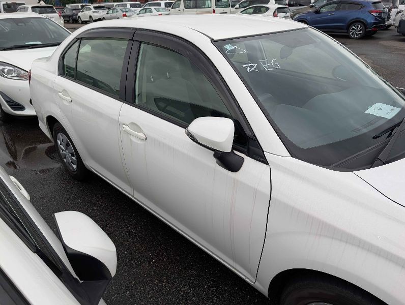  31440  TOYOTA COROLLA AXIO  2016  