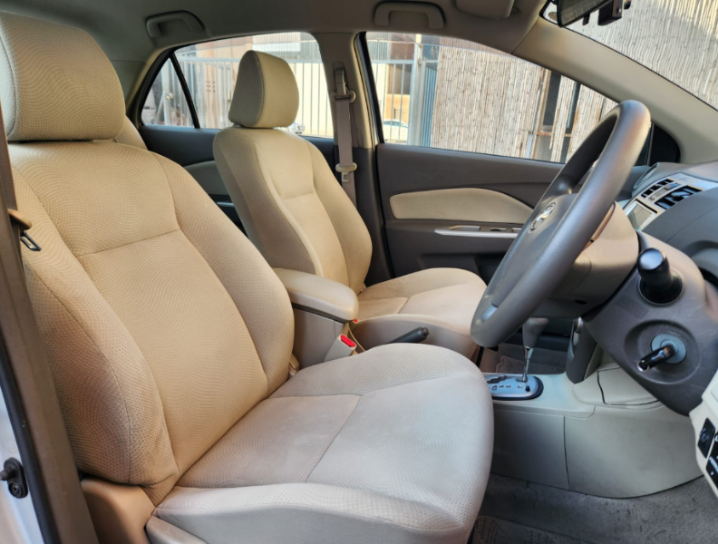  31442  TOYOTA BELTA  2009  