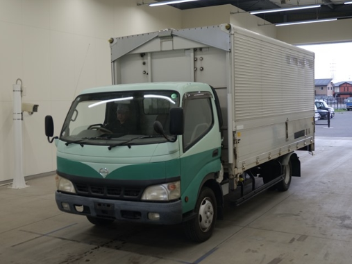  31450  HINO DUTRO  2005 