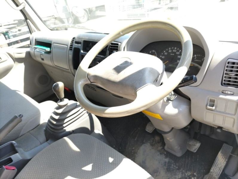  31457  TOYOTA DYNA  2005  
