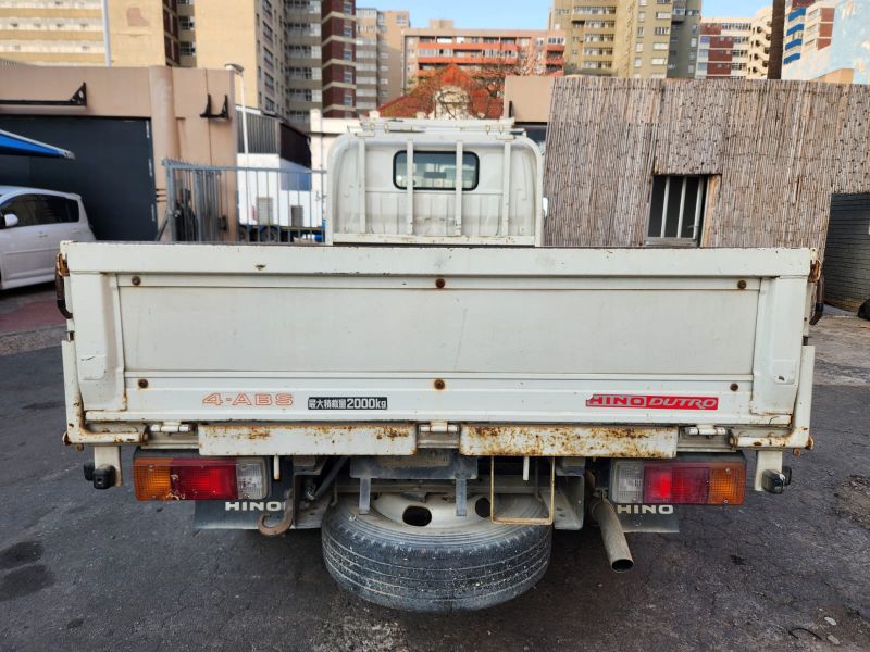  31458  HINO DUTRO  2001  